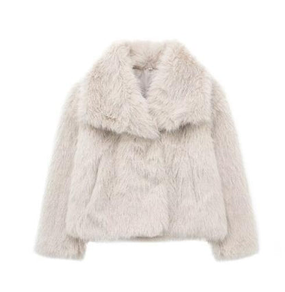 Women’s Plush Winter Coat With Classic Lapel Collar