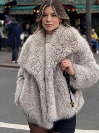 Women’s Plush Winter Coat With Classic Lapel Collar