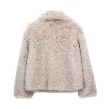 Women’s Plush Winter Coat With Classic Lapel Collar